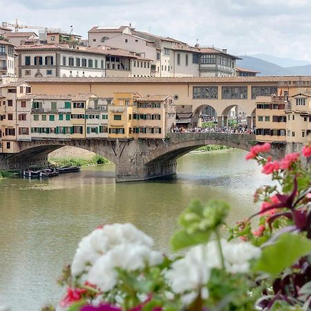 Historical Apartment Spectacular Arno View With Balcony From 12 Th Century. Флоренция Екстериор снимка