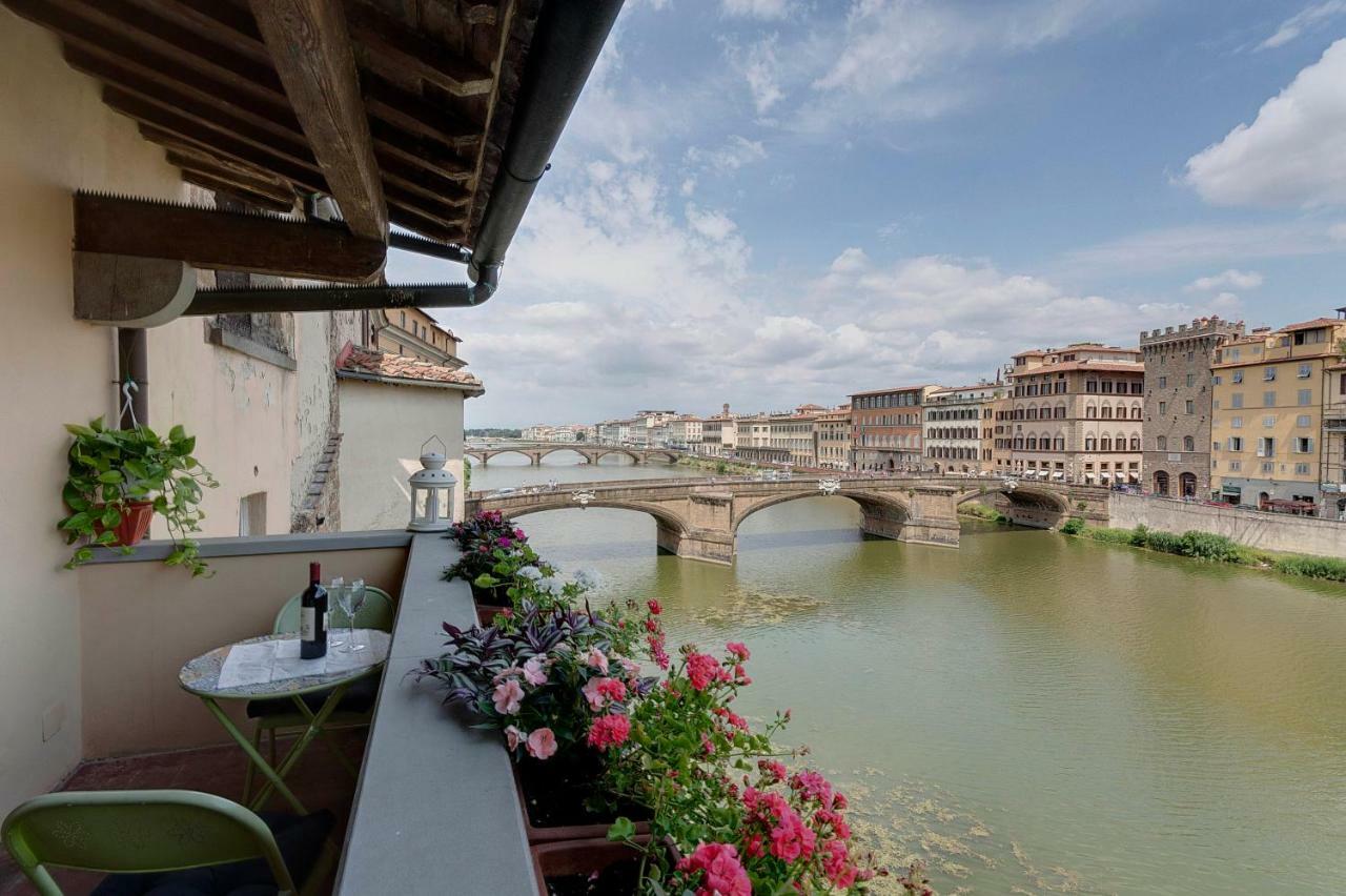 Historical Apartment Spectacular Arno View With Balcony From 12 Th Century. Флоренция Екстериор снимка
