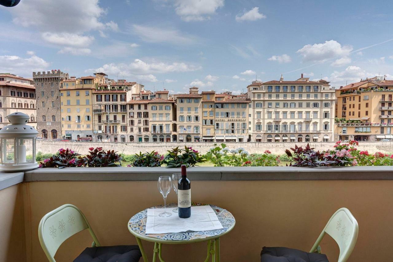 Historical Apartment Spectacular Arno View With Balcony From 12 Th Century. Флоренция Екстериор снимка