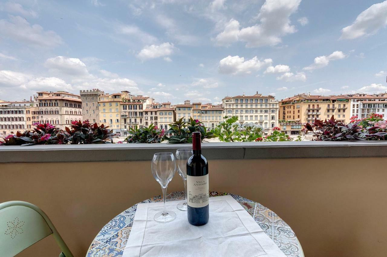 Historical Apartment Spectacular Arno View With Balcony From 12 Th Century. Флоренция Екстериор снимка