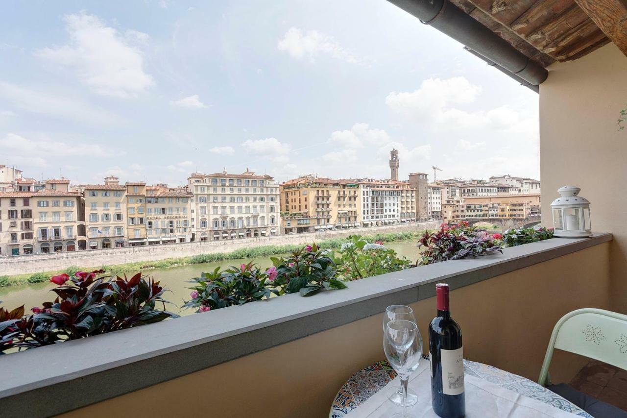 Historical Apartment Spectacular Arno View With Balcony From 12 Th Century. Флоренция Екстериор снимка