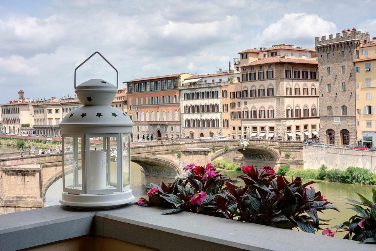 Historical Apartment Spectacular Arno View With Balcony From 12 Th Century. Флоренция Екстериор снимка